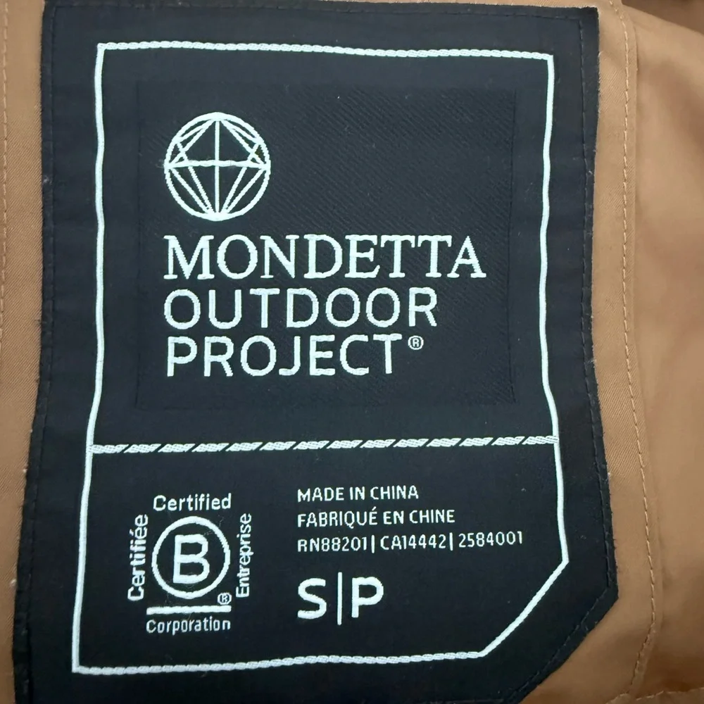 Mondetta Women's Tan Puffer Jacket - Picture 3 of 3
